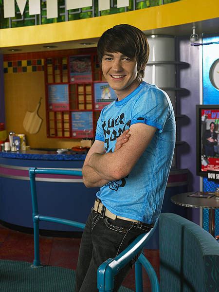 Jared drake bell born june 27 1986 better known as drake bell is an american actor comedian guitarist singer songwriter producer and occasional television director bell is commonly associated with his real life best friend josh peck who co starred with him in both the amanda show with. Image - Drake-bell-drake-and-josh.jpg - Nickipedia - All ...
