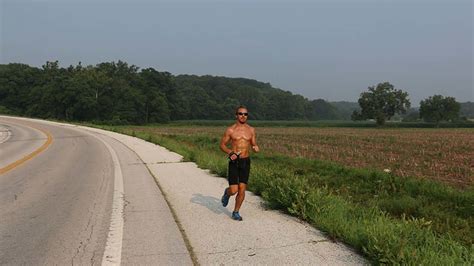 Real Life Forrest Gump Running Across The United States In Less Than