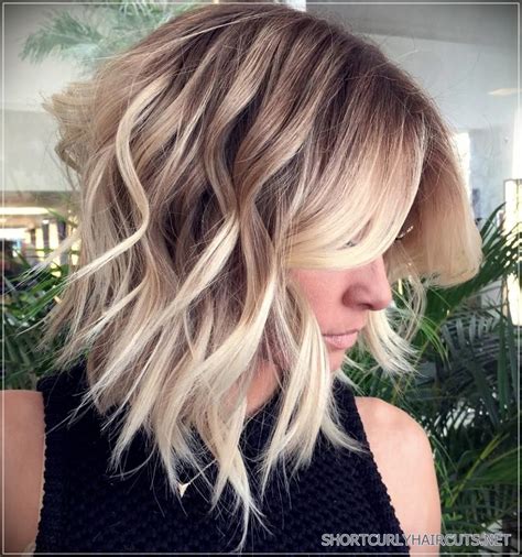 The best hairstyles are the ones that are easy to maintain. 5 Long Choppy Bob Hairstyles for Brunettes and Blondes ...