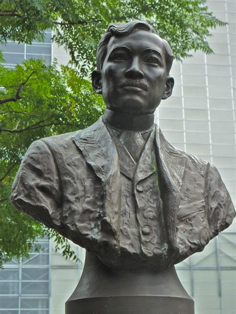Close Up Of The Statue Of Dr Jose P Rizal In Hibiya Park Flickr My