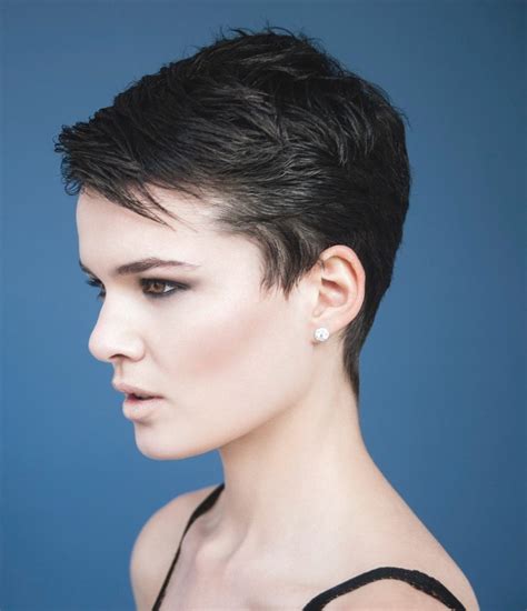 56 Best Lesbian Haircuts Ideas 2021 Hairmanstyles