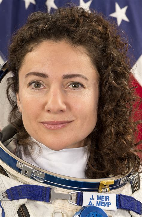 If you're interested, just show up, as the. Astronautenbiographie: Jessica Meir