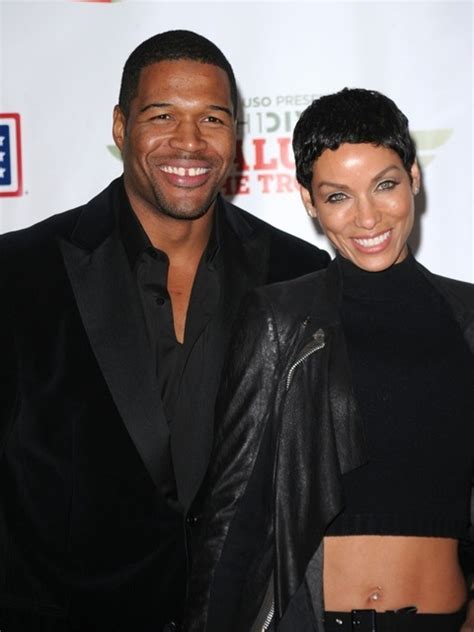 Michael Strahan And Nicole Murphy Before The Split Photo 20