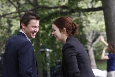 Jeremy And Amber In The Unusuals Jeremy Renner Jeremy Renner