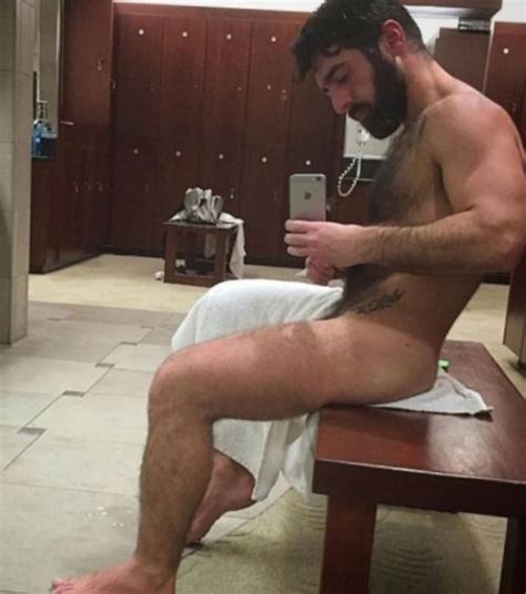 Flaunting In The Locker Room Page 11 Lpsg