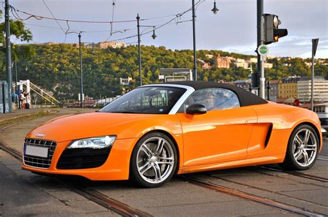 Audi R8 Orange Colour