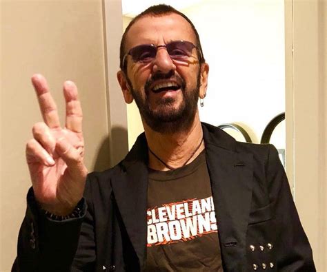 Find top songs and albums by ringo starr including it don't come easy, photograph and more. Ringo Starr Biography - Childhood, Life Achievements ...