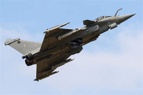 Combien De Rafale Dans L'armée Francaise - L’Armée française commande 30 nouveaux Rafale de Dassault Aviation