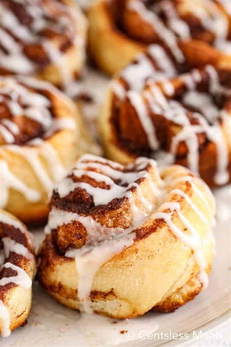 Pizza Dough Cinnamon Rolls Made With Pizza Dough The Shortcut Kitchen