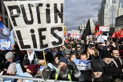 Thousands Protest Russias ‘internet Isolation Gma News Online
