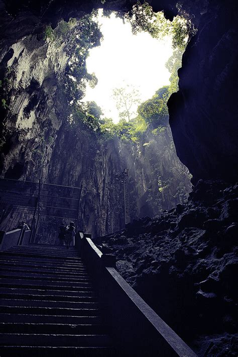 Batu Cave Wikibatucaves Is A Limestone Flickr