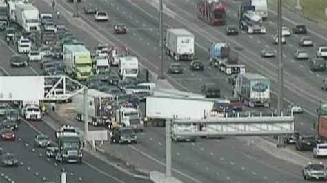 Highway 401 Jammed By Traffic Incidents Cbc News