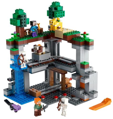 Heres Your First Official Look At Two Brand New Lego Minecraft Sets