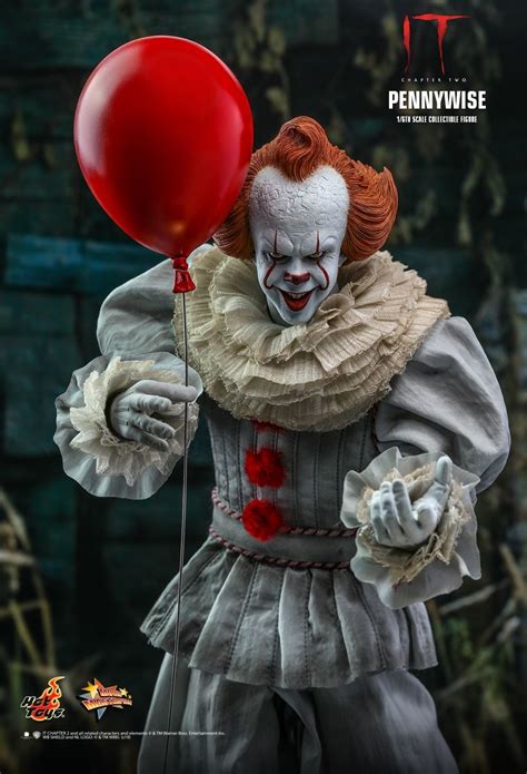 Pennywise With Balloon 12 Articulated Figure At Mighty Ape Nz