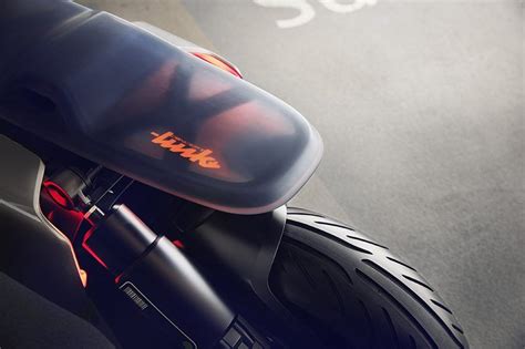 Bmw Unveils Design For Zero Emission Motorrad Concept Link
