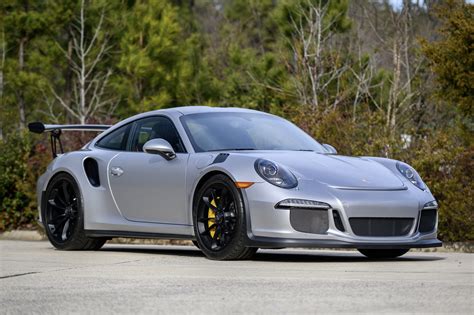 900 Mile 2016 Porsche 911 Gt3 Rs For Sale On Bat Auctions Sold For