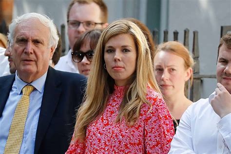 Uk prime minister boris johnson has married fiancée carrie symonds in a wedding carried out in secrecy at westminster cathedral in london. Boris Johnson's girlfriend has moved into 10 Downing ...