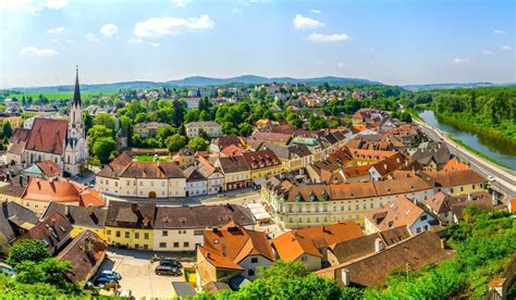 Passau's population is 50,000, of whom about 12,000 are students at the university of passau. Passau Germany - One Day Visit On A Viking River Cruise