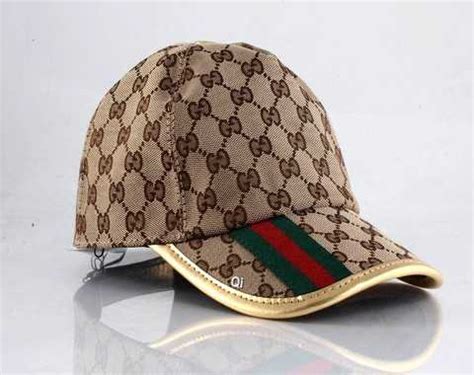 Le dernier ajout de gucci à leur collection aw17 comprend l'impression gg supreme, dans des nuances de beige et d'ébène, un dos en maille noire, une fermeture ajustable et. casquette gucci site officiel,casquette gucci femme pas cher