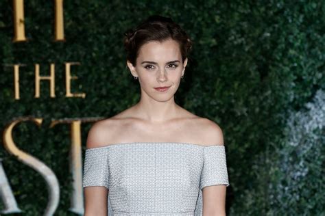 Emma Watsons Topless Vanity Fair Photoshoot Has Caused Huge Controversy