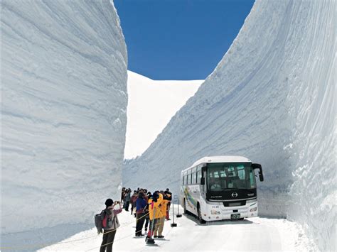 Japan To Open 20 Meter Deep Snow Corridor In The Mountains The