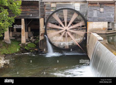 Historic Water Wheel High Resolution Stock Photography And Images Alamy