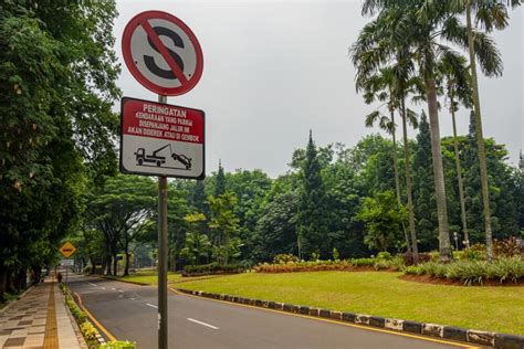 Rambu Dilarang Parkir Dan Berhenti Apa Bedanya SEVA