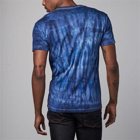 Ultra Soft Hand Dyed V Neck Navy Xl Ethan Williams Touch Of Modern