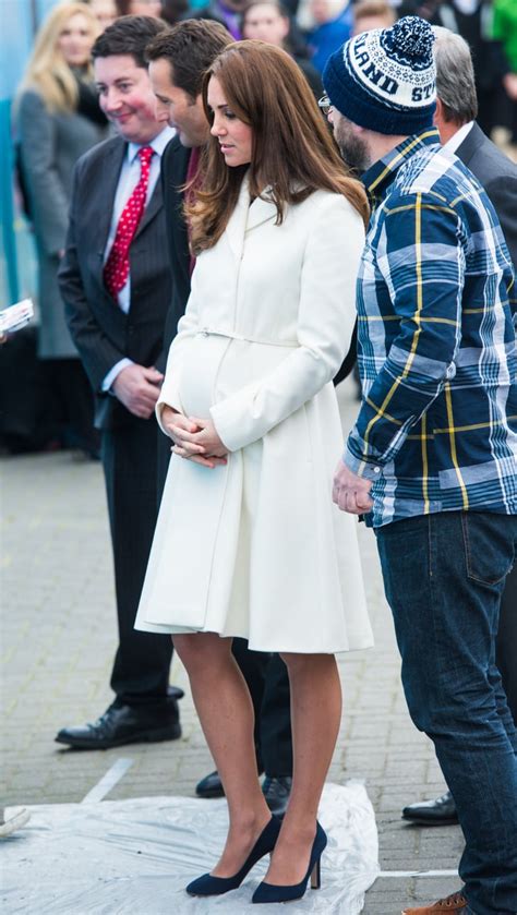 Kate Middletons Baby Bump 2015 Pictures Popsugar Celebrity Photo 5