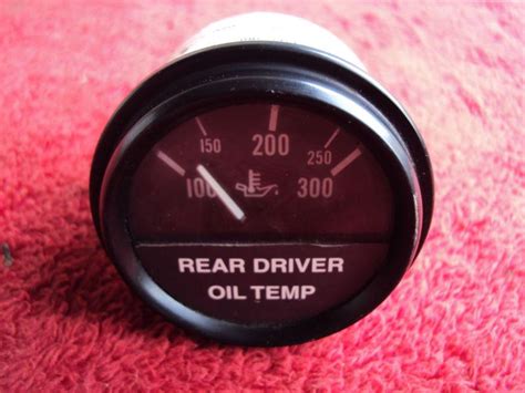Find Peterbilt 379 Rear Driver Oil Temperature Gauge 377 359 378 362