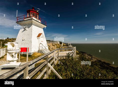 Cape Enrage Lighthouse Waterside New Brunswick Ca Stock Photo Alamy