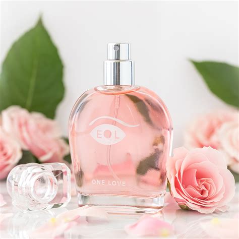 Pheromone Parfum One Love For Women Eye Of Love Touch Of Modern