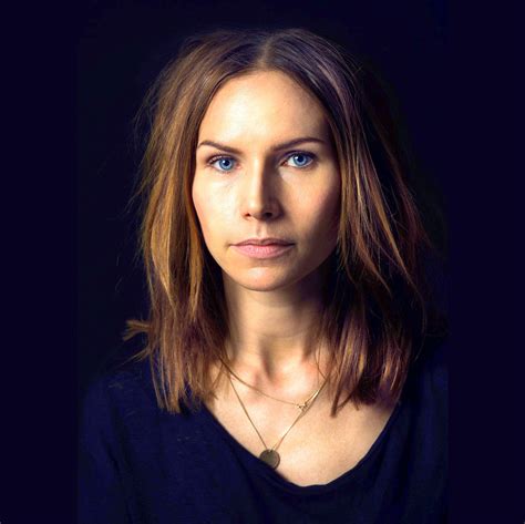 Classify Nina Persson