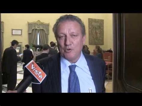 Giornalisti nel pallone a cura di p.baldini. Antonio Di Bella - #BastaBufale - YouTube