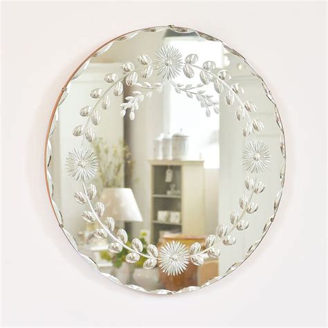 I Love This Pretty Little Round Mirror Vintage What Makes It So