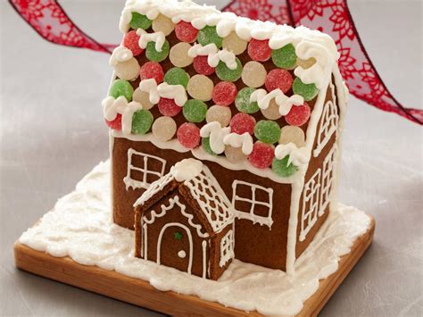 How To Build Your Own Gingerbread House Fn Dish Behind The Scenes
