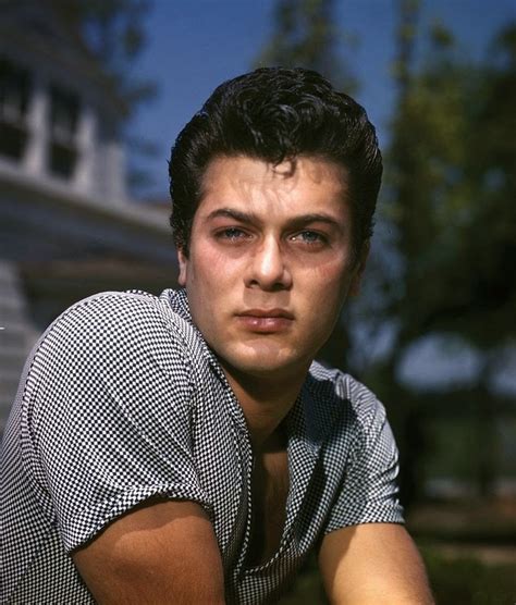 Yesterday, inside edition broke the news that the late tony curtis, who passed away in september of 2010, had specifically disinherited his children in his will. Dearly Departed Tours Hollywood: Findadeath Update - The Death of Tony Curtis