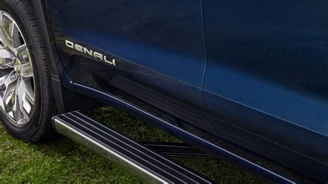 Model Details 2022 Gmc Sierra Denali 1500 Luxury Truck