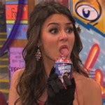 Victoria Justice Flashes Her Panties In Concert Imagedesi