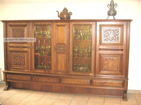 Check out our massiv schrank selection for the very best in unique or custom, handmade pieces from our shops. Schrank Massiv Nussbaum Mit Schnitzereien