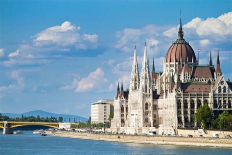 Boedapest staat er bekend om. Bezienswaardigheden in Boedapest - Top 5