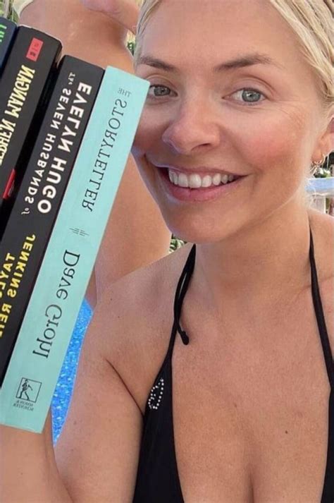 Holly Willoughby Shows Off Her Amazing Curves As She Strips To A Plunging Black Bikini Artofit