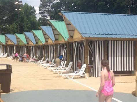 Video Hurricane Harbor Water Park Opens At Six Flags Over Georgia On