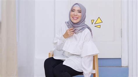 6 Inspirasi Gaya Hijab Selebriti Untuk Acara Buka Puasa Bersama Orami