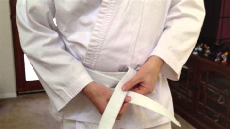 How To Tie Your Karate Belt Atelier Yuwaciaojp