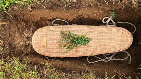 Green Funerals Exploring Environmentally Friendly Burial Options
