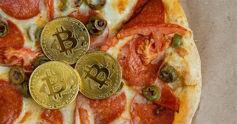 It's the flattened, leavened, wheat base of a pizza that is emblematic of bitcoin's flattened hierarchy system. Attentes pour l'anniversaire de la Journée de la pizza Bitcoin | Actualité Financière