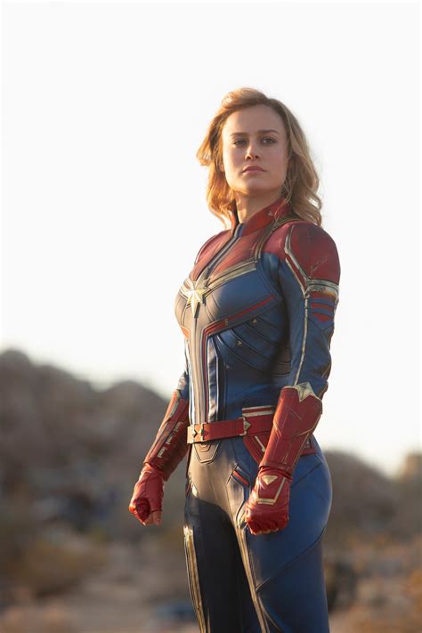 Captain Marvel Everything We Learned On The Set Of Brie Larsons Intergalactic Origin Story