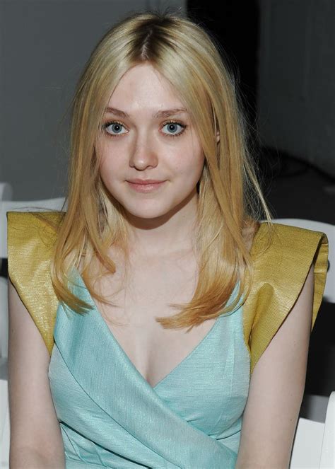 Dakota Fanning Dakota Fanning Dakota And Elle Fanning Celebrities