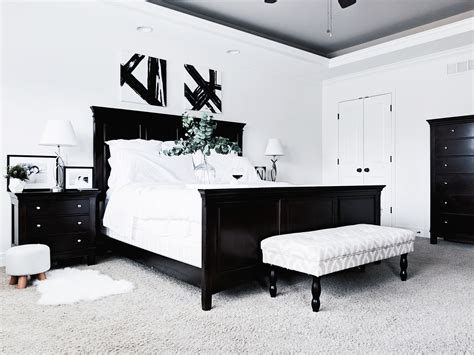 The Best Black And White Master Bedroom Ideas References Dcmeetmarket